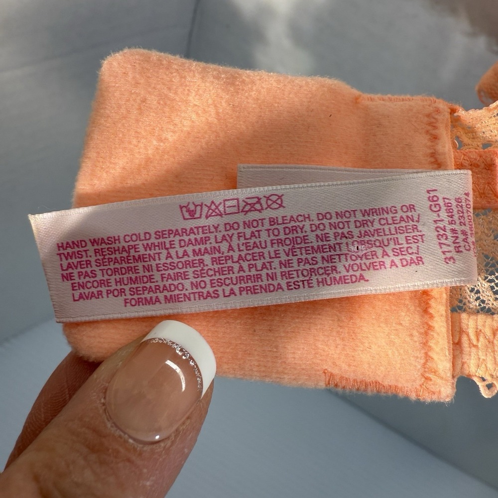 Victoria's Secret Unlined Lace Balconette Bra Apricot Peach Lace V Front 34B EUC - Picture 10 of 11